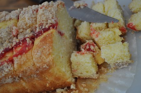 raspberry pound cake