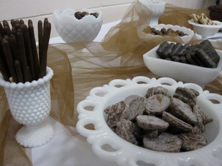 Chocolate Spa Party: ideas for chocolate themed decor, a chocolate dessert buffet, chocolate manicures and a homemade chocolate sugar scrub.