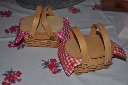 miniature picnic baskets