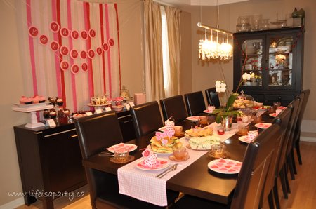 Valentine's Day Tea Party: a mother daughter tea party with a craft, menu ideas, recipes, decor, and a Valentien's Day dessert table. 