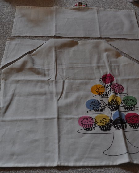 how to make an apron out of a tea towel