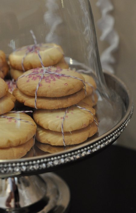 purple party cookies