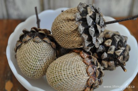 Acorn Craft DIY -How to make an acorn out of a plastic Easter Egg, perfect for all your Fall decorating.