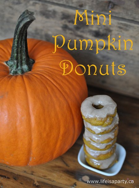Baked Pumpkin Donuts: these mini donuts are sweet and little and delicious and the cinnamon maple glaze takes them to the next level.