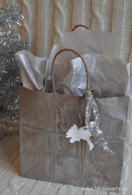 diy wood grain wrapping paper gift bag