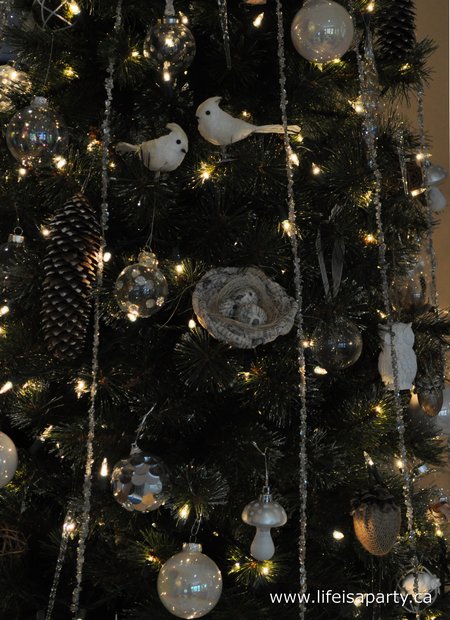 a-Woodland Christmas Tree Ornaments 109