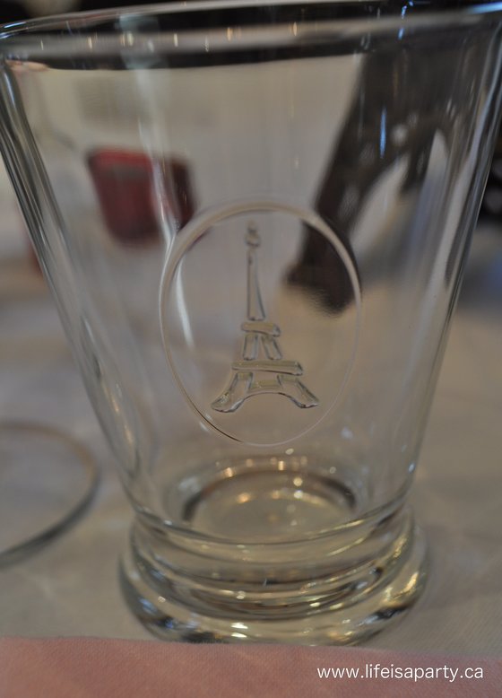 Paris Eiffel Tower glasses