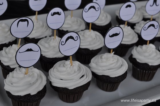 Mustache cupcakes