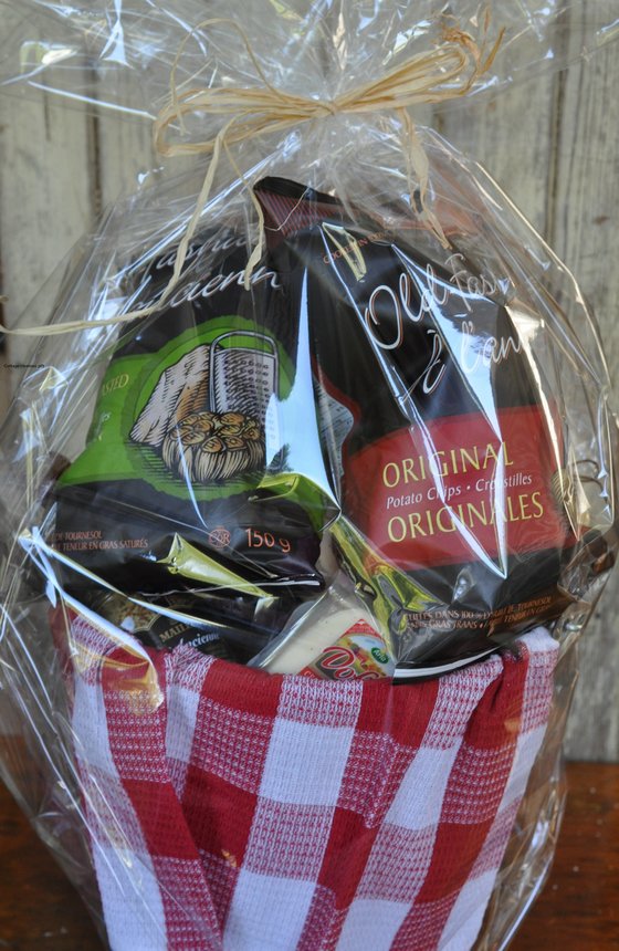 cottage hostess gift basket ideas