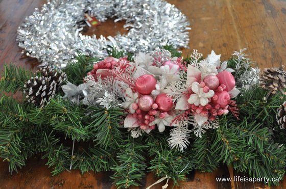 how to make a vintage inspired Christmas wreath