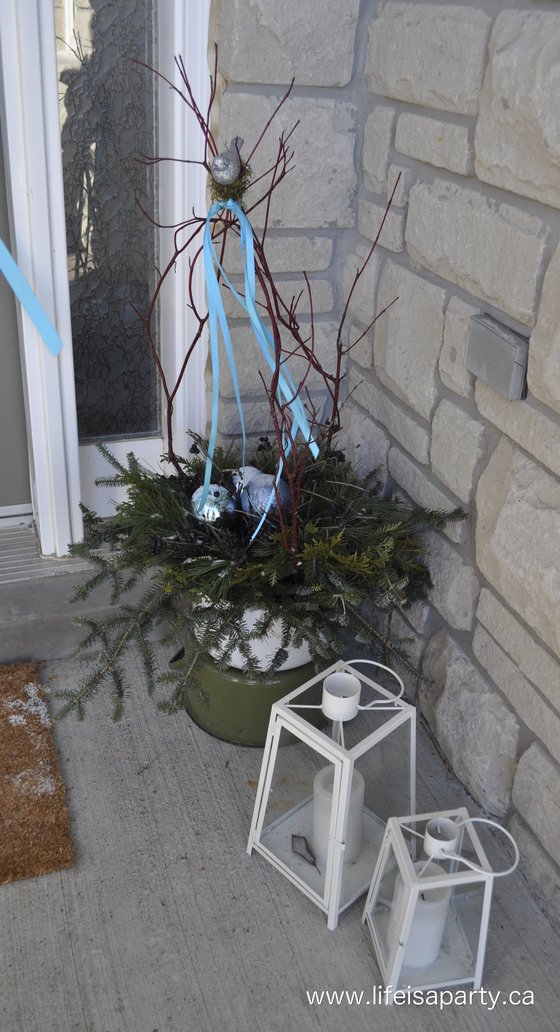 Christmas Outdoor Planter Ideas