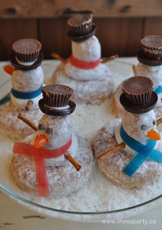 Donut Snowmen building