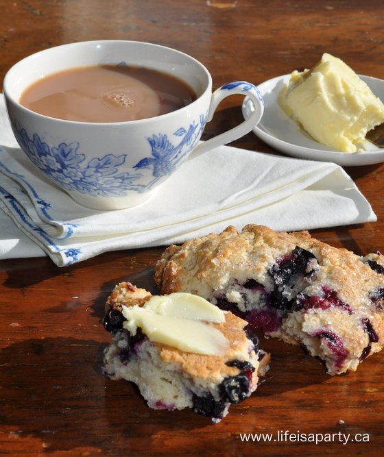 how to make Blueberry Scones