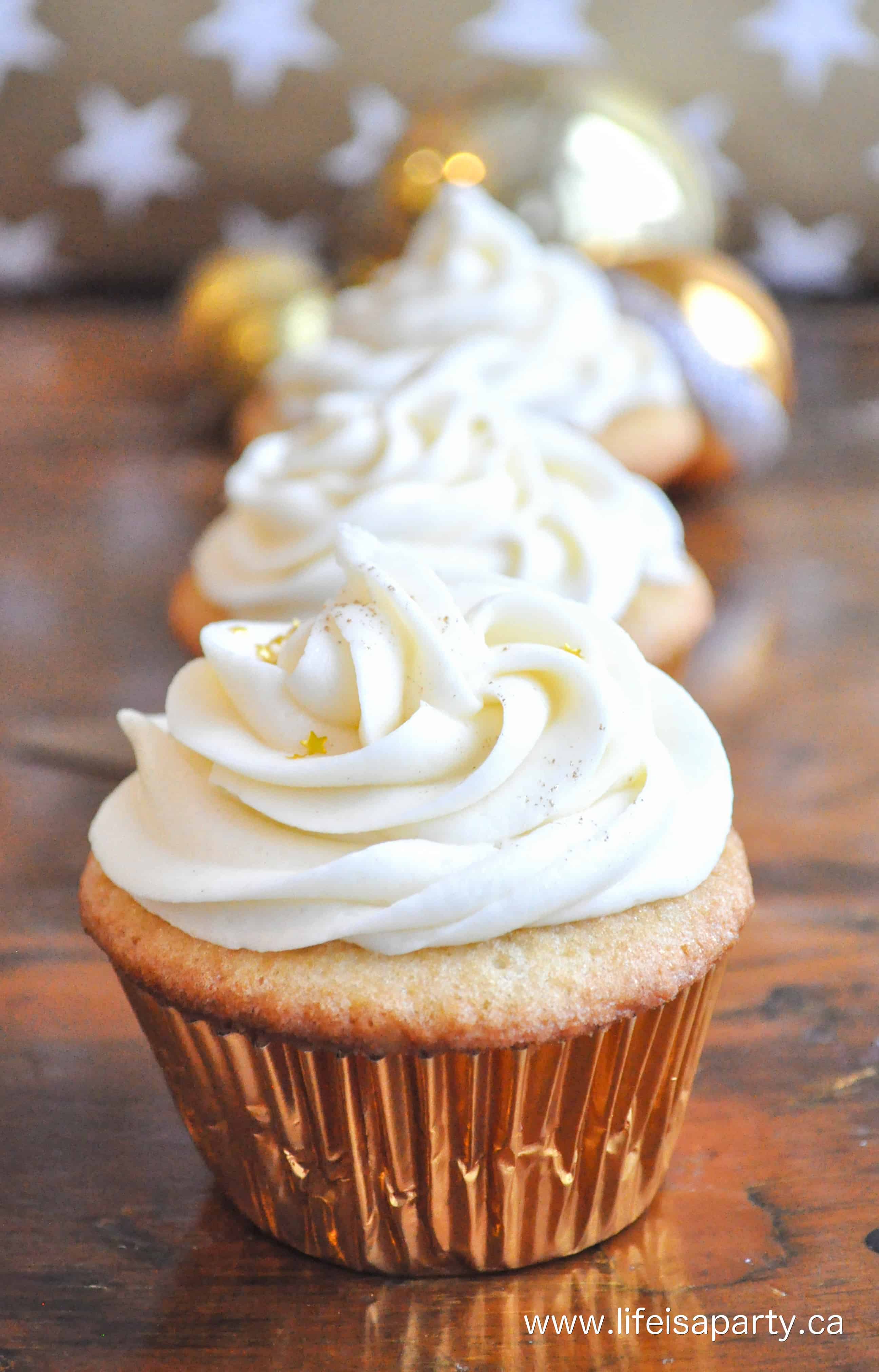 Holiday cupcakes