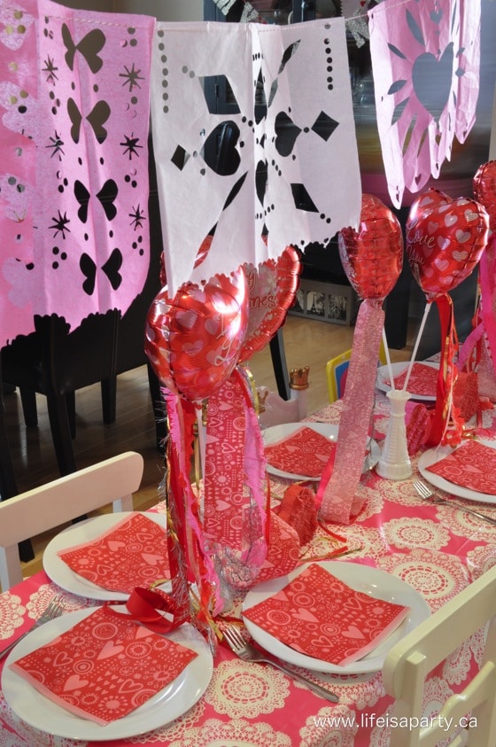 Valentine's Day Fiesta children's table