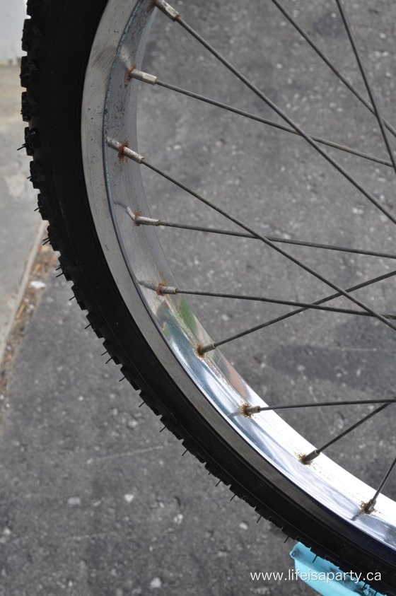 How to remove rust from a bicycle wheel