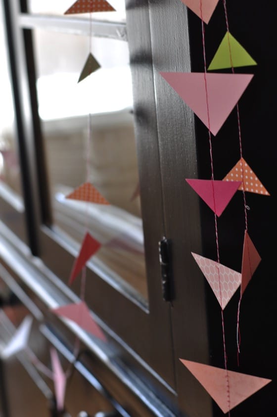 how to make paper garland with your sewing machine
