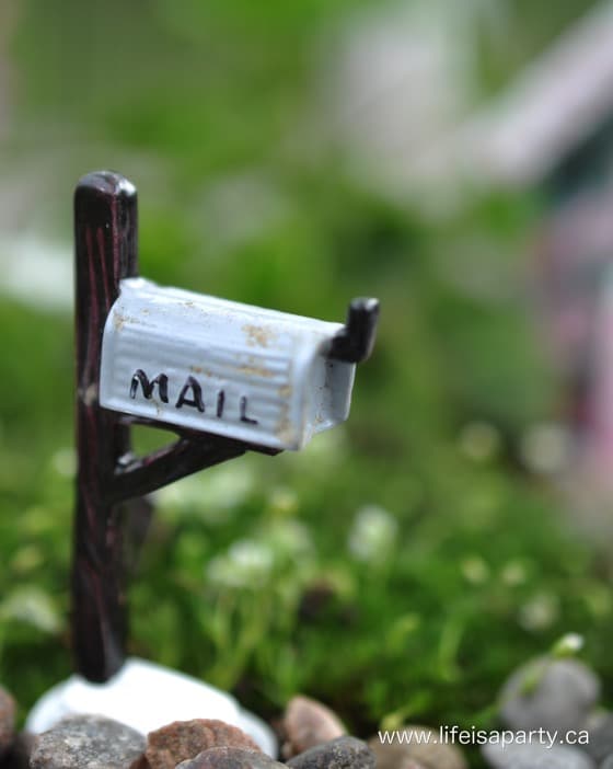 fairy garden miniature mailbox
