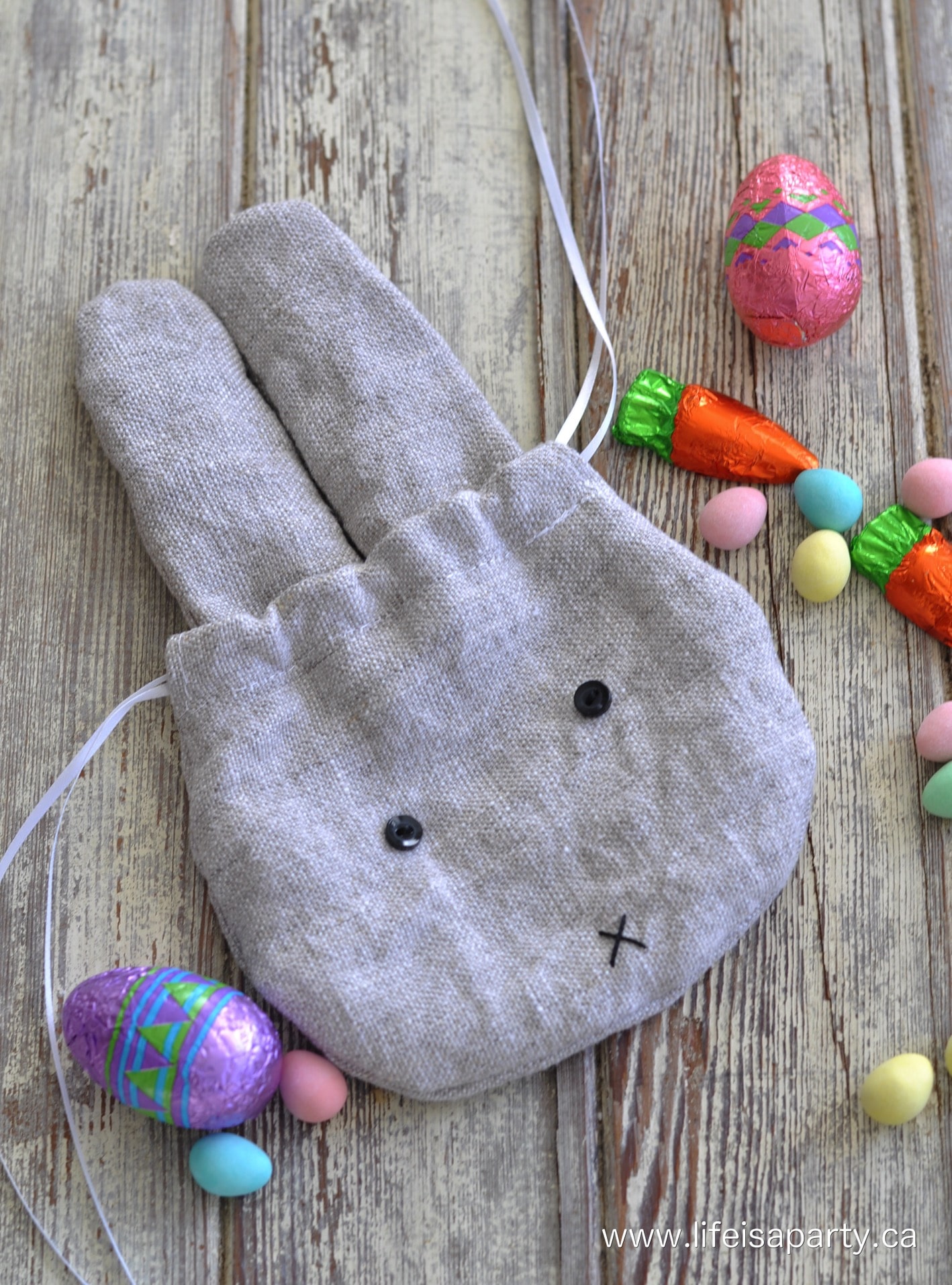 Linen Easter Bunny Drawstring Treat Bag