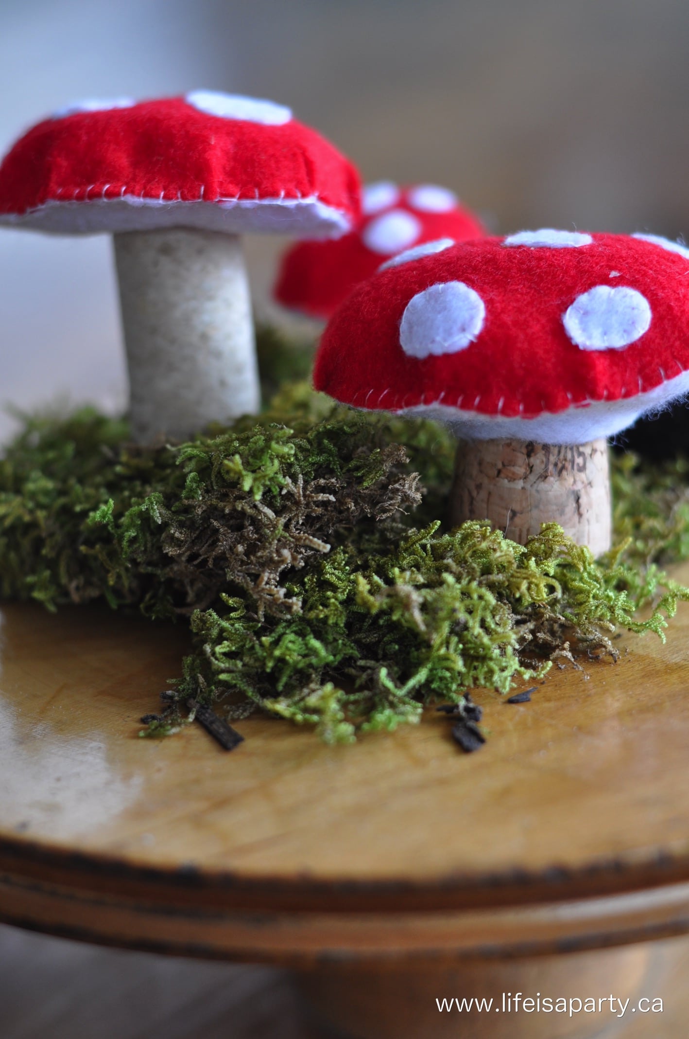 DIY Wine Cork and Wooden Spool Felt Mushrooms