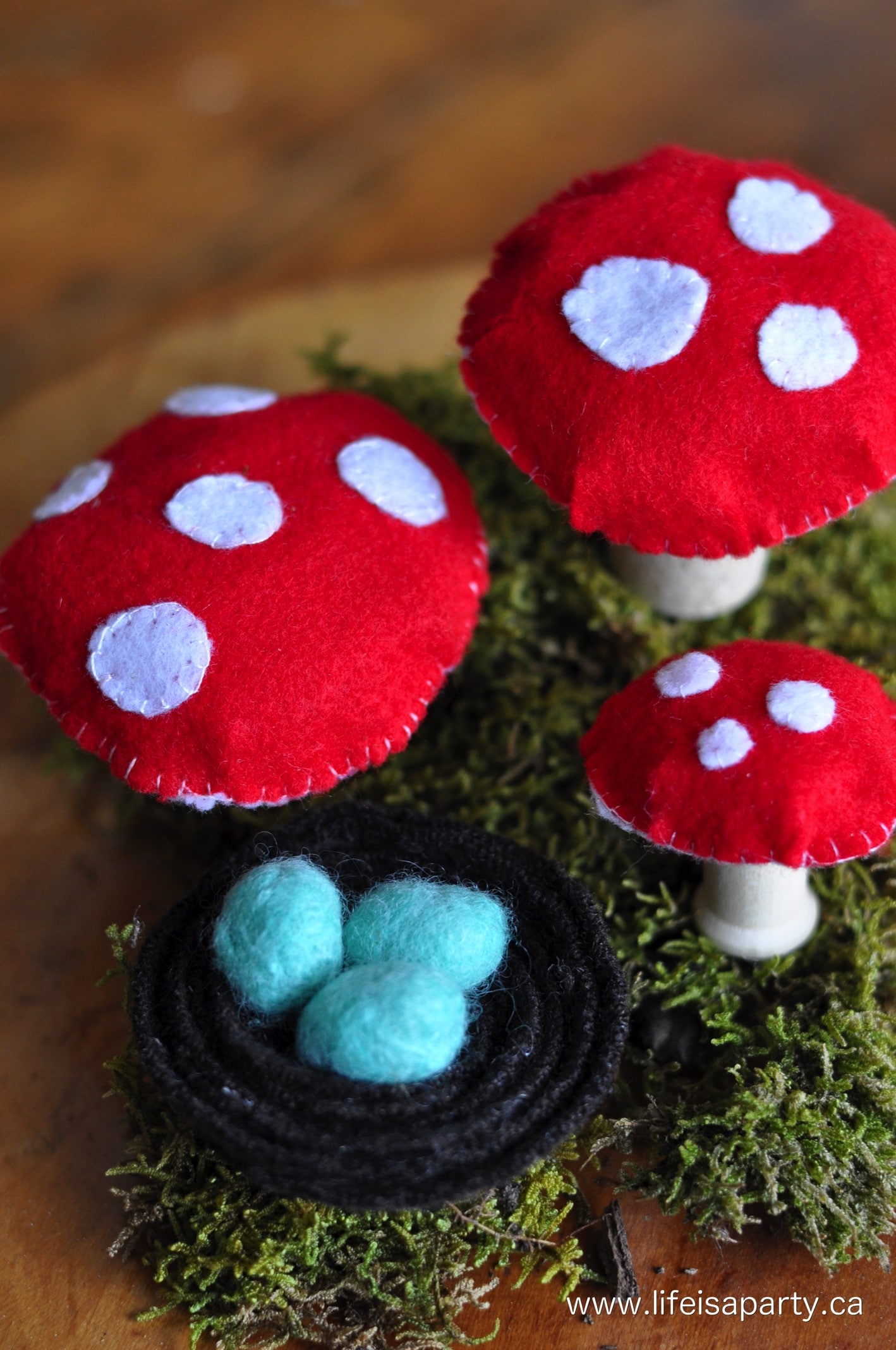 DIY Wine Cork and Wooden Spool Felt Mushrooms: so easy to stitch together, add a little whimsy to your spring decor.