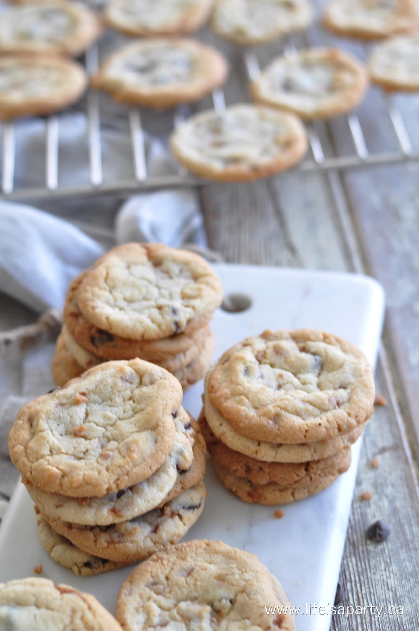 how to make Toffee Chocolate Chip Cookies