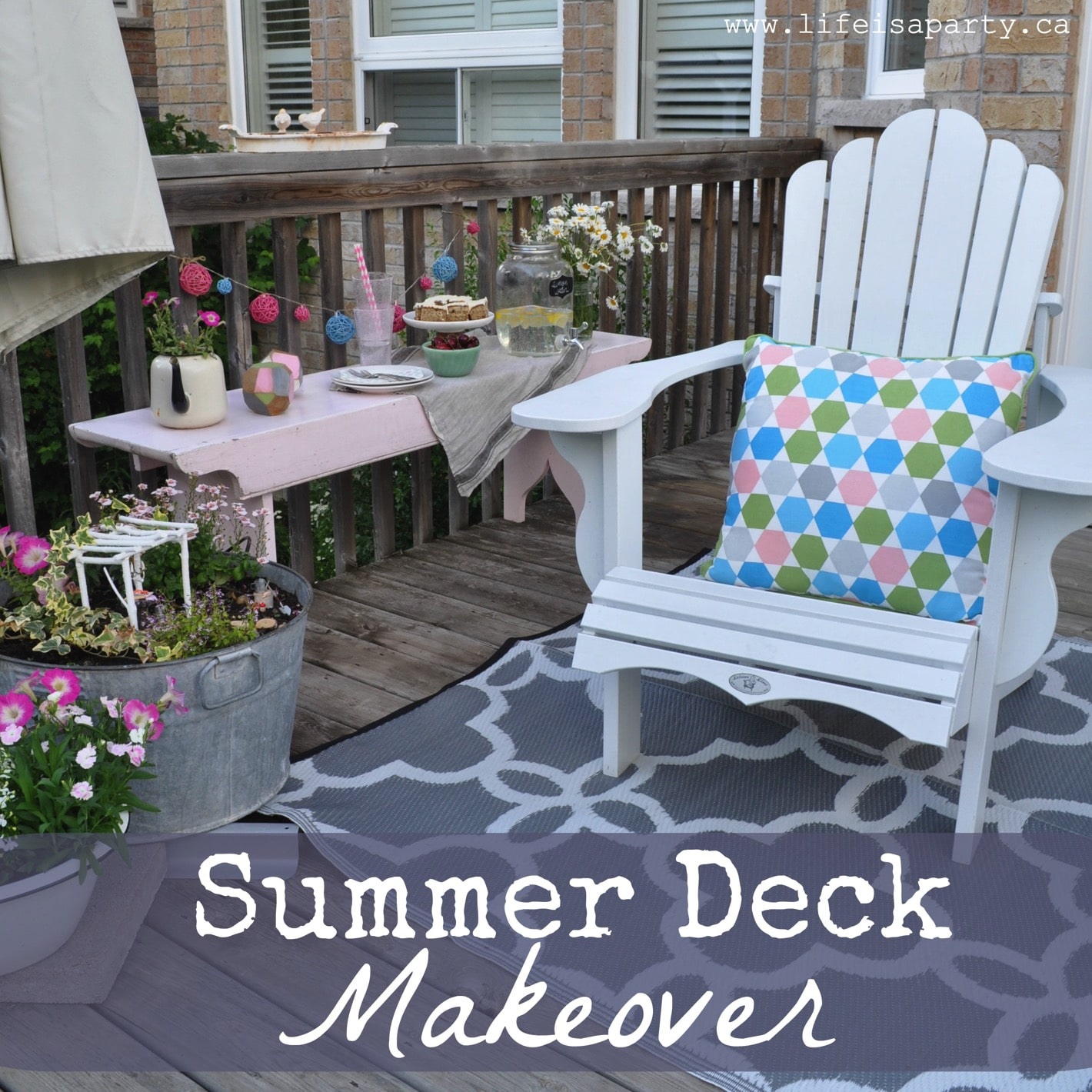 Summer Deck Makeover: simple and pretty summer deck makeover ideas.