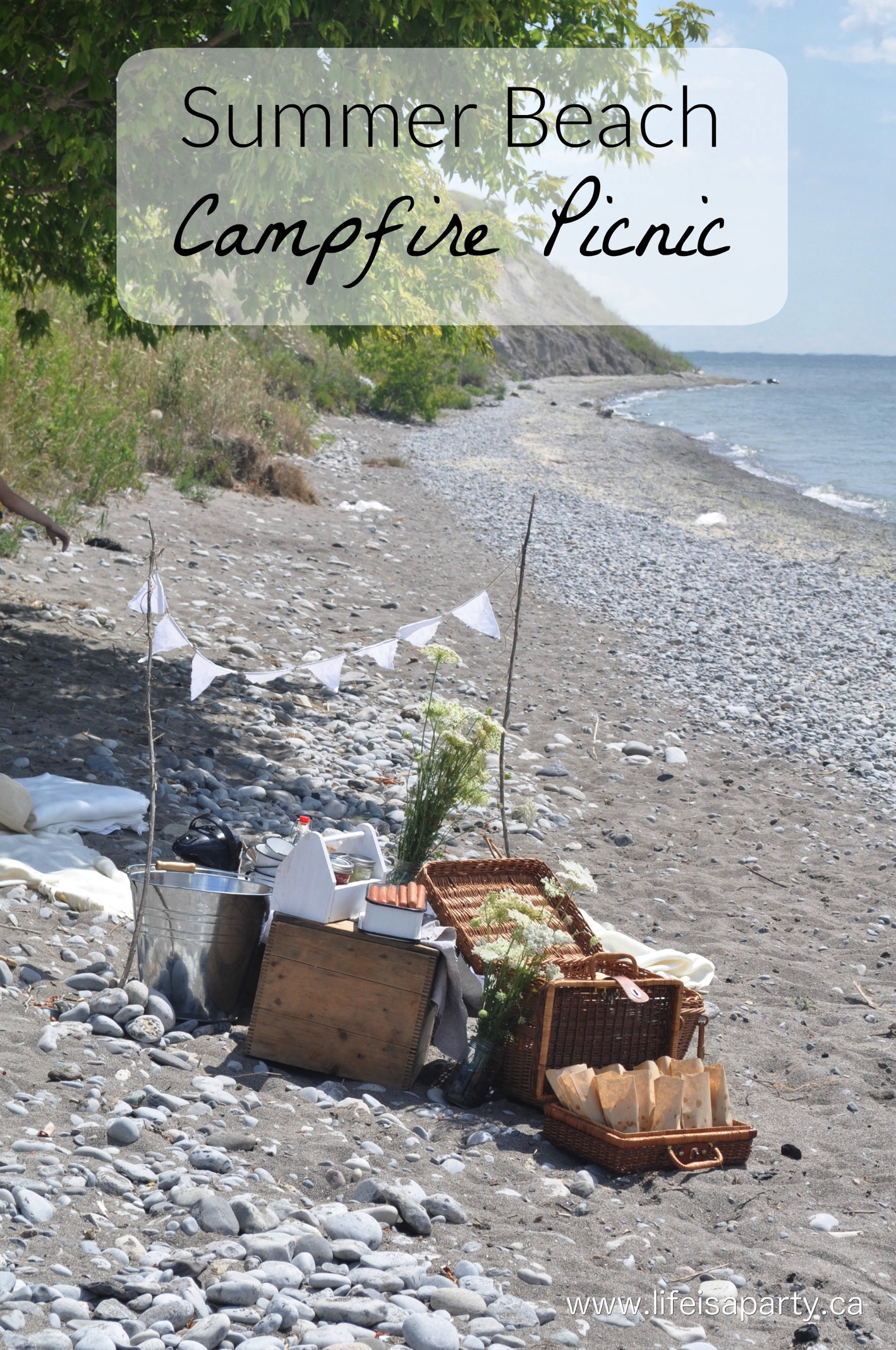 Summer Beach Campfire Picnic: A fun menu of hotdogs, smores, and campfire baked apples, along with some simple decor make the perfect beach campfire picnic.