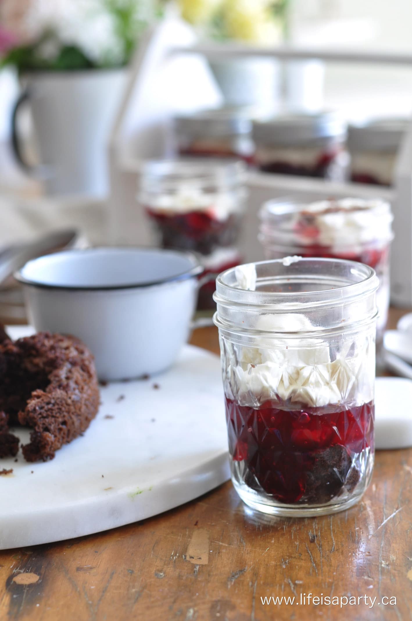how to make Black Forest Cake in a jar