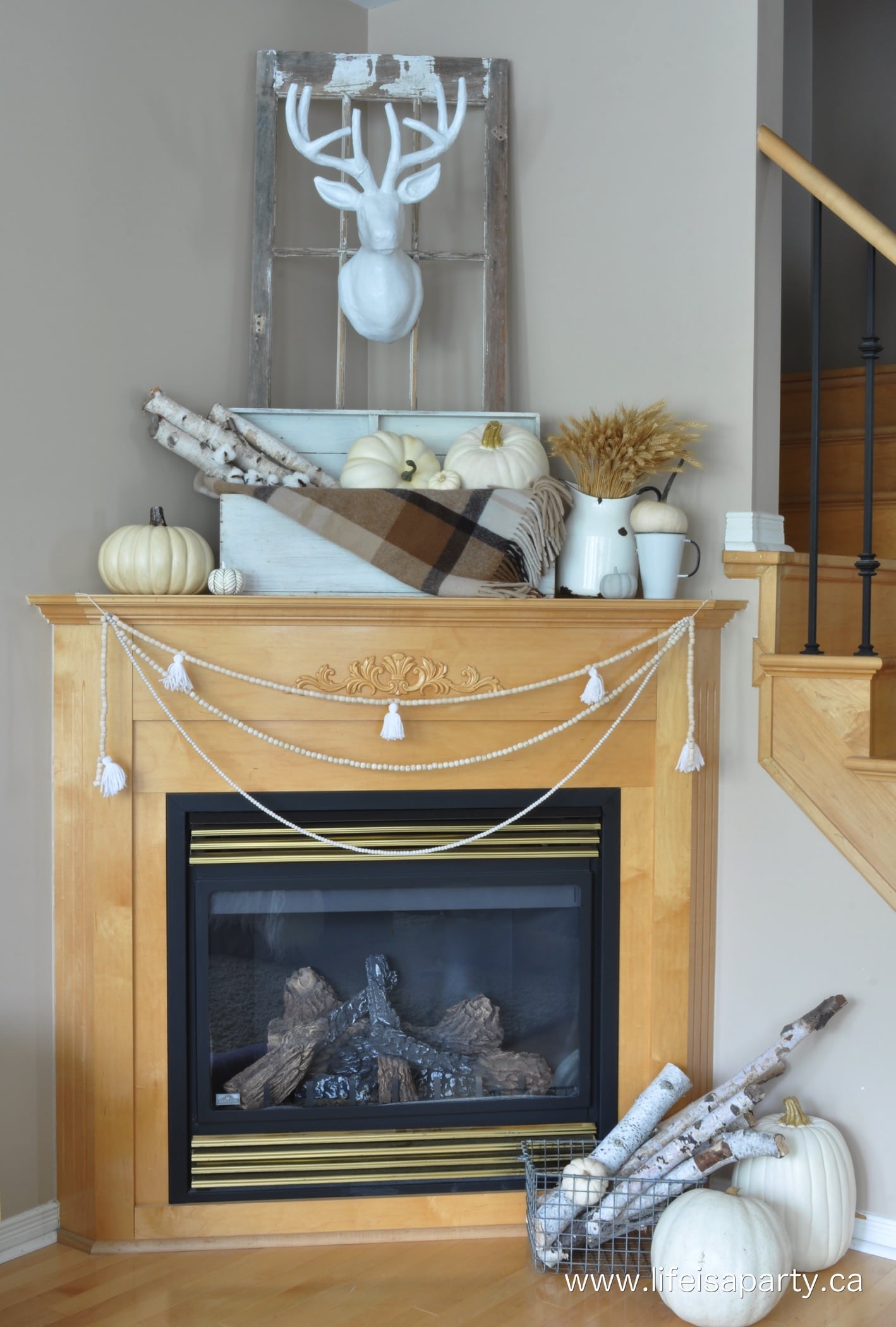 neutral fall fireplace mantel