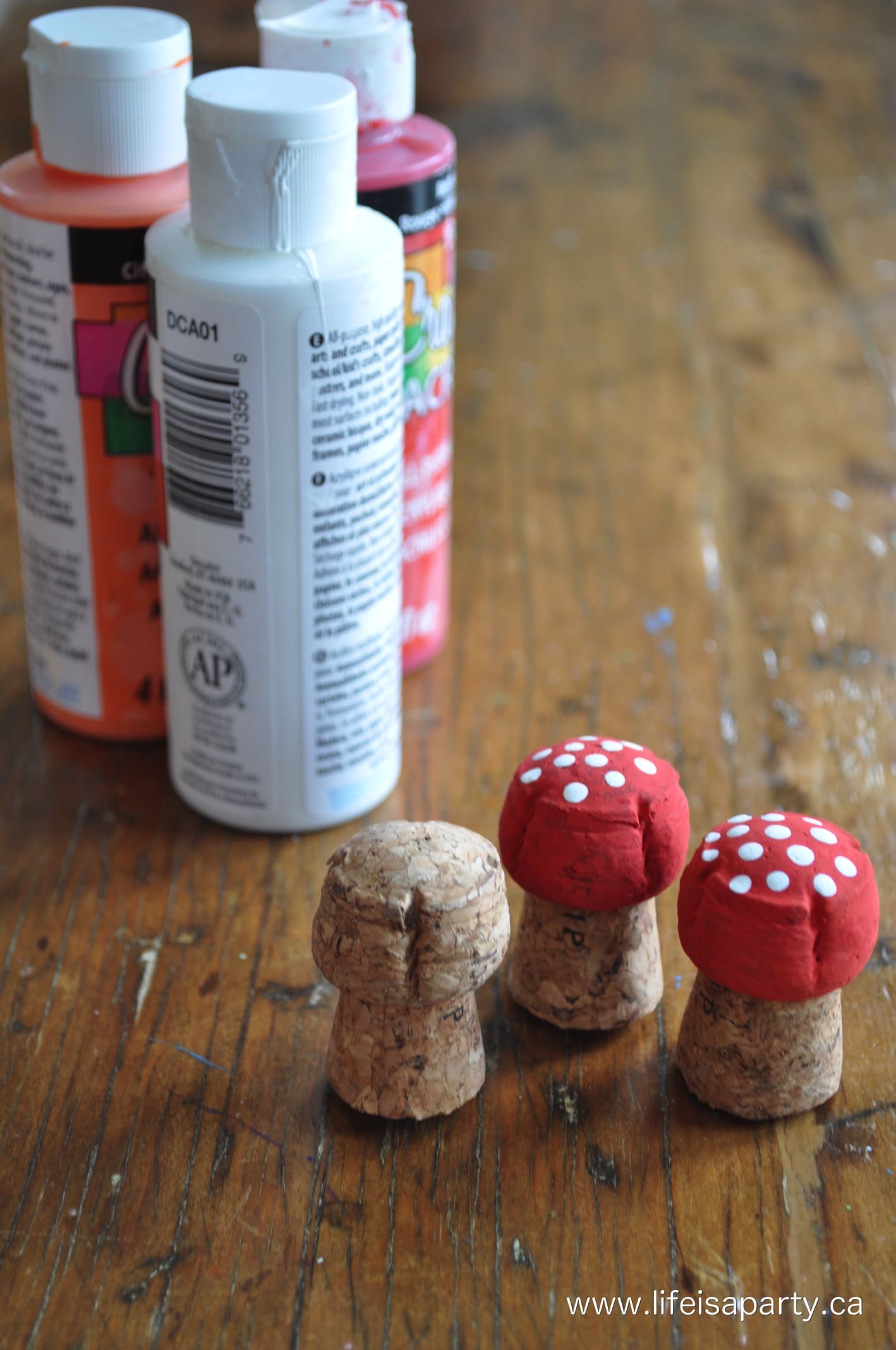 how to make a mushroom out of a sparkling wine cork