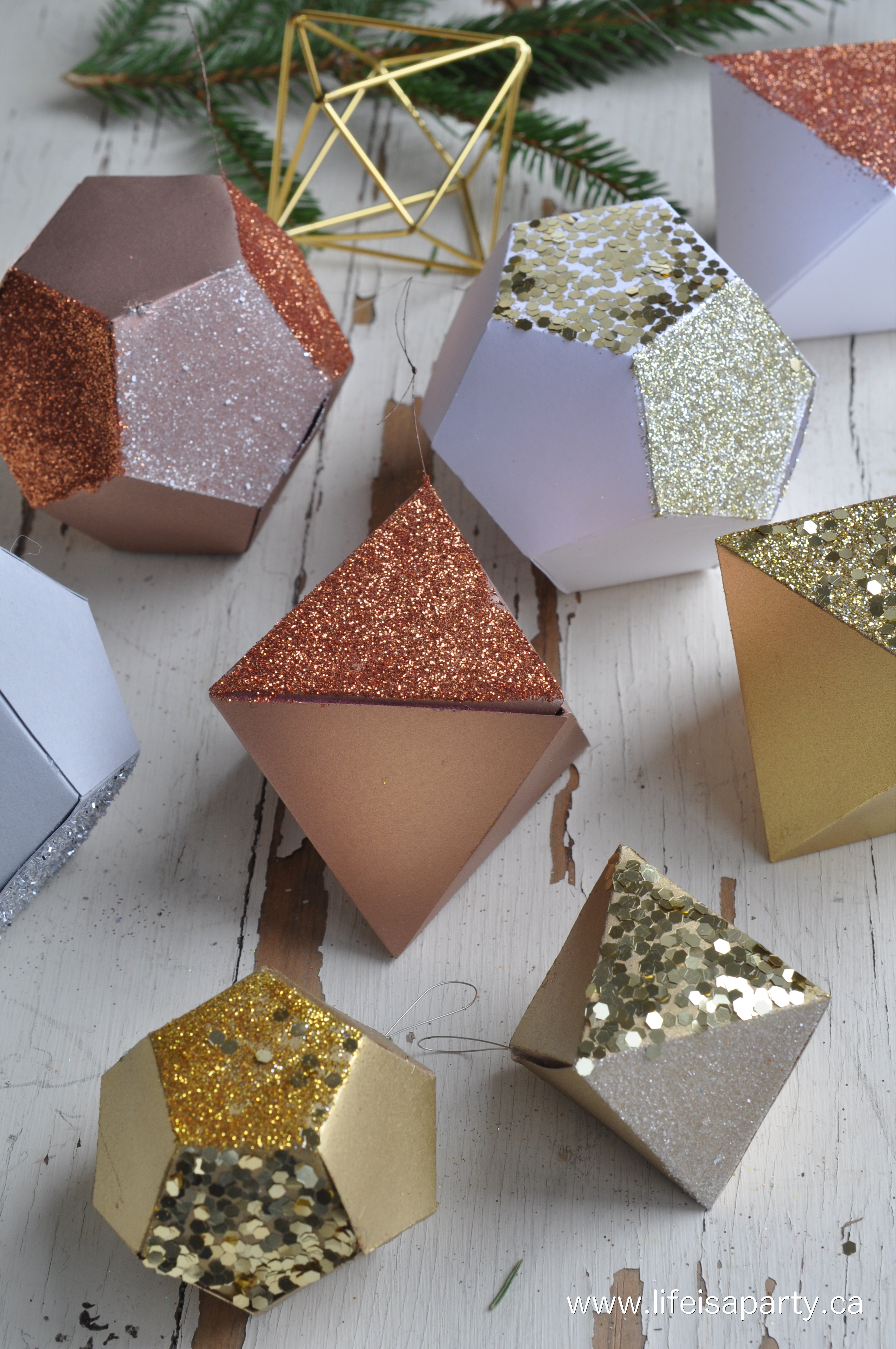 how to make 3d paper Christmas Ornaments 