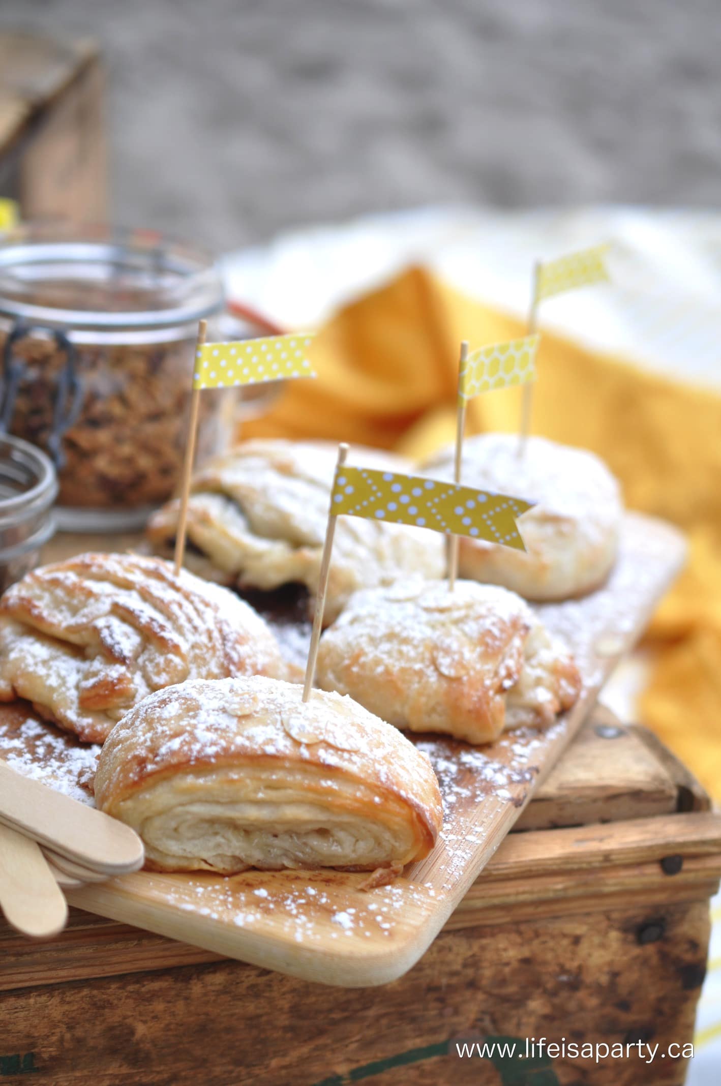 breakfast picnic pastries