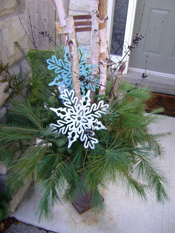 how to make your own Christmas urn