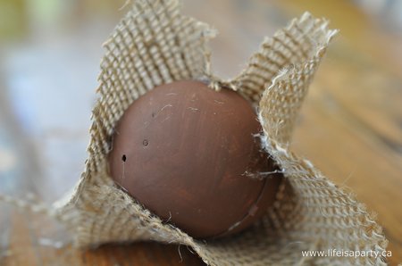 how to make an acorn from an Easter egg