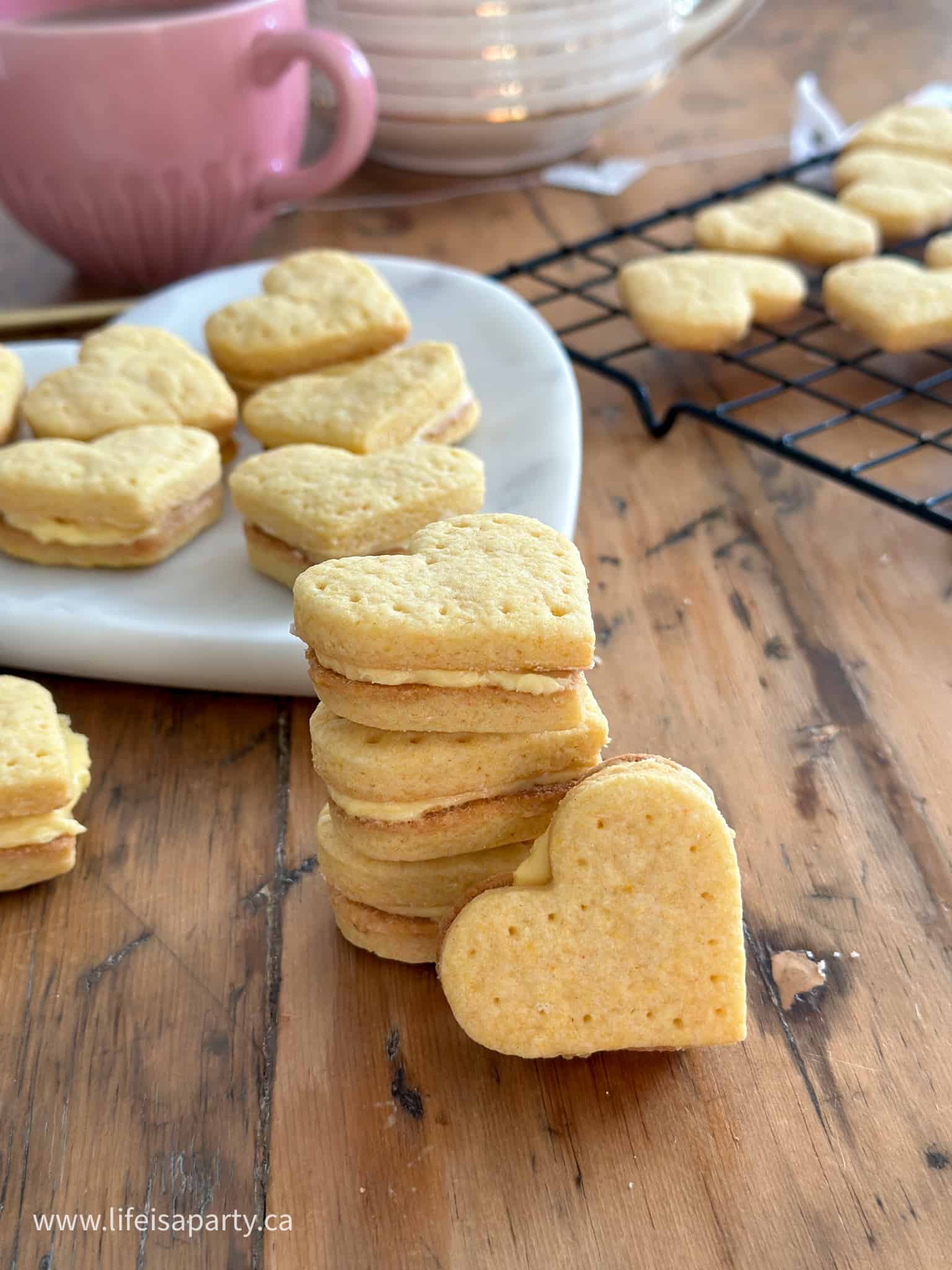 how to make your own custard creams