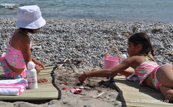 beach activities tic tac toe with shells
