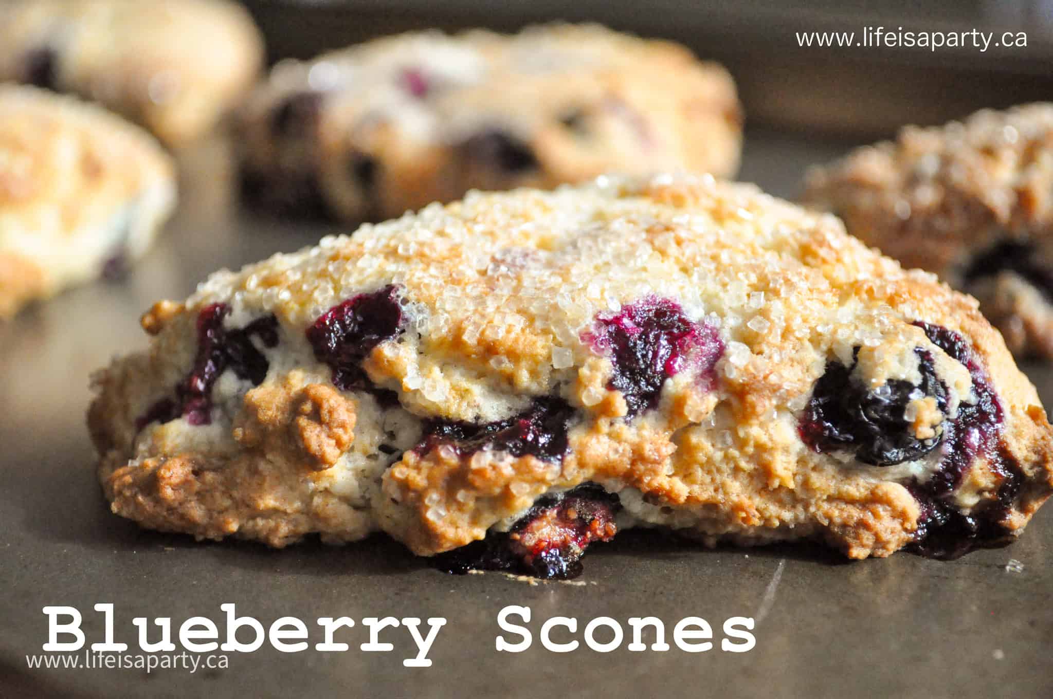 Easy Blueberry Scones: delicious recipe using fresh blueberries, with the perfect sugar topping. Perfect for breakfast or with a cup of tea.