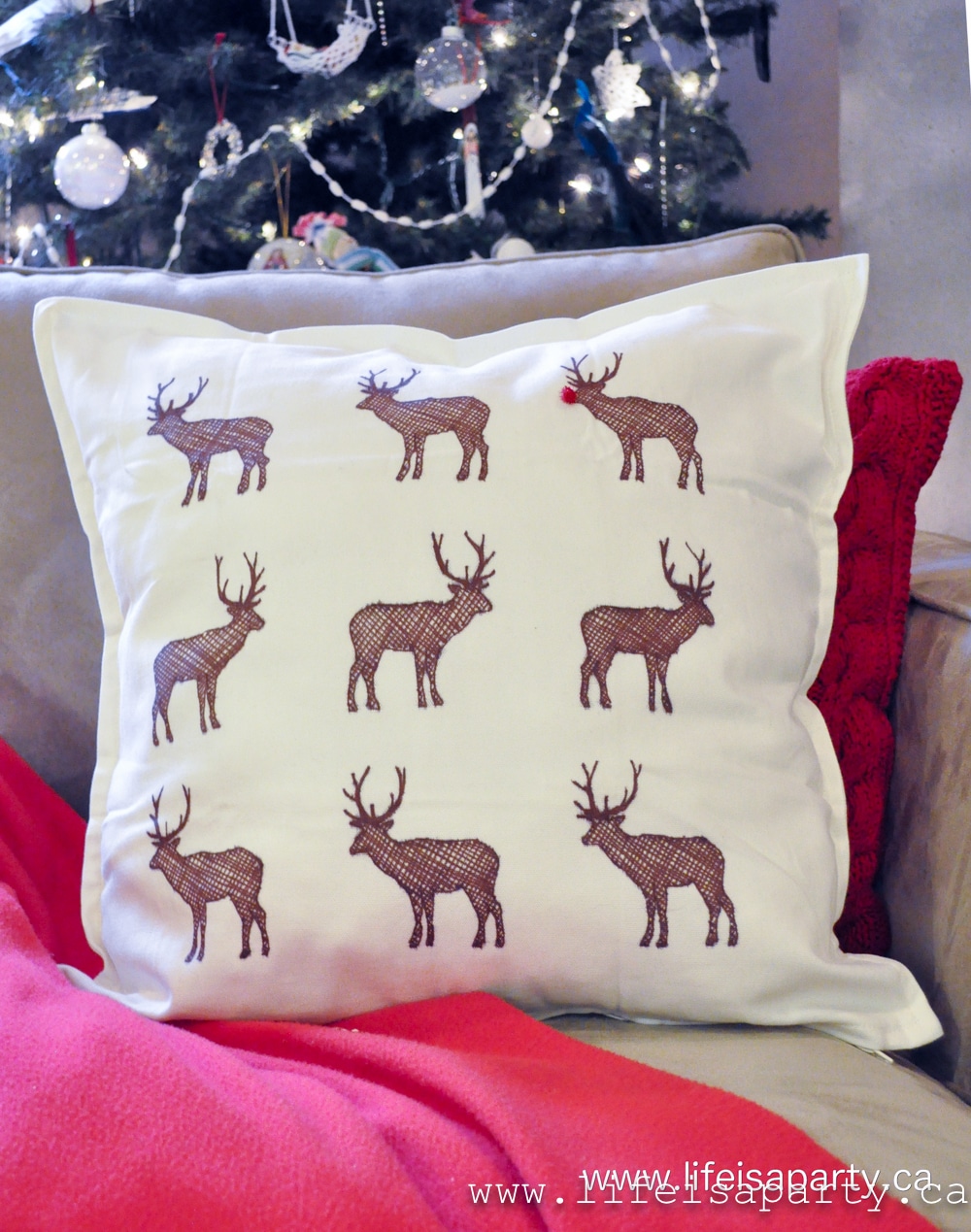 DIY Sharpie Reindeer Pillow: No-sew project, using an inexpensive pillow and a sharpie marker to make your own custom Christmas pillow.