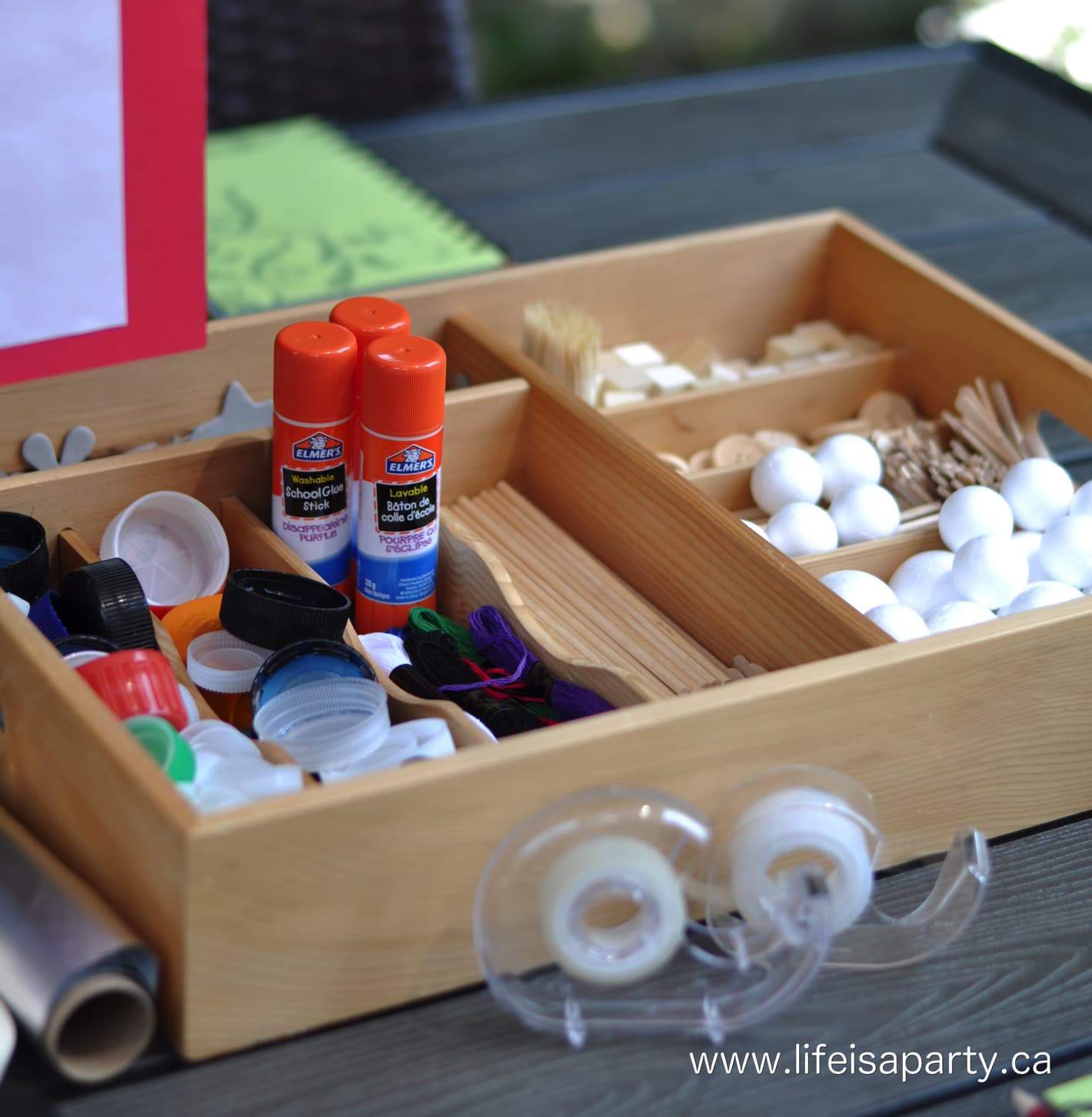 invention children's play station with craft materials