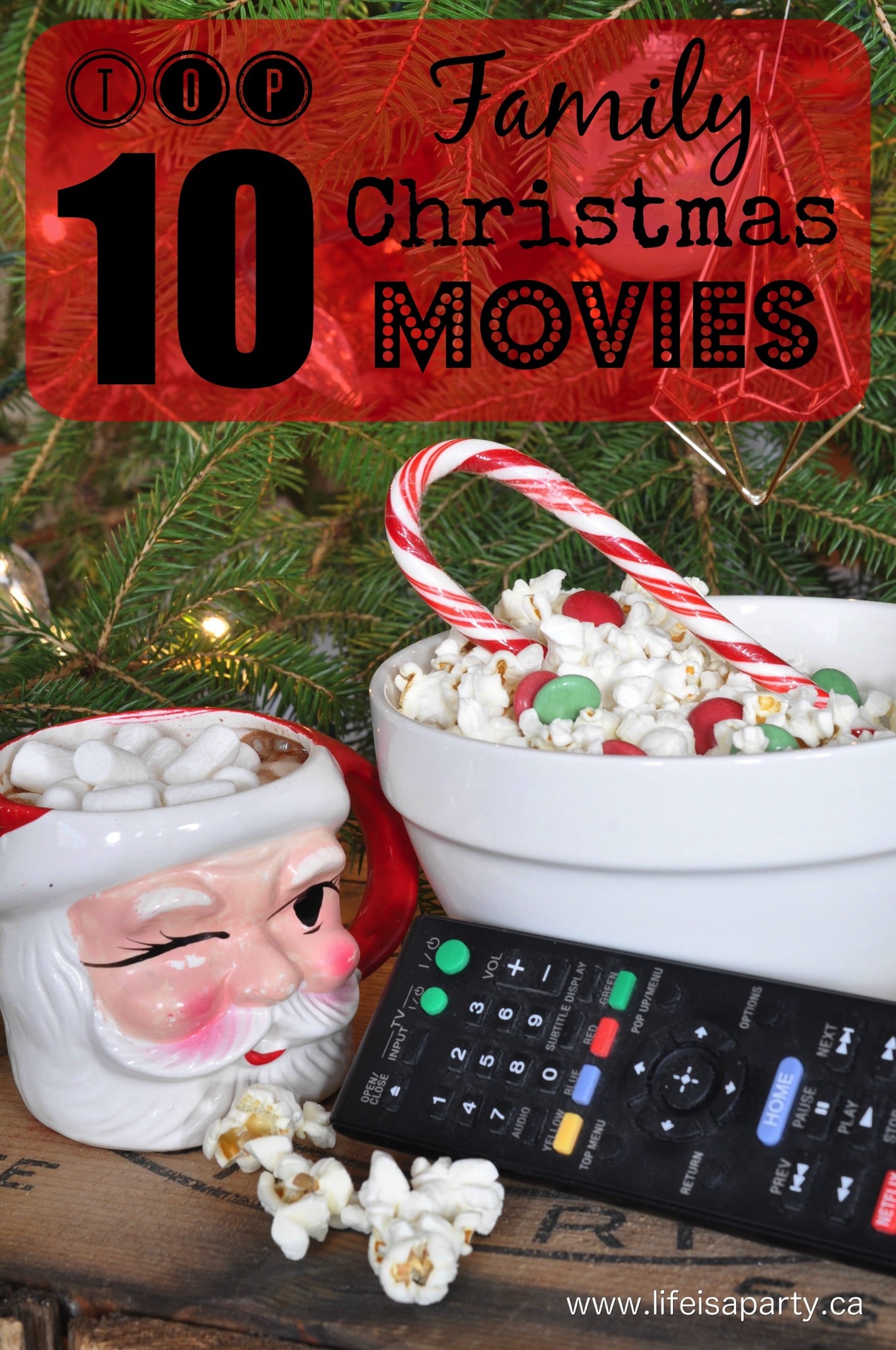 Top 10 Family Christmas Movies: The best holiday movies that the whole family will love. Perfecct to enjoy a family movie night this Christmas.