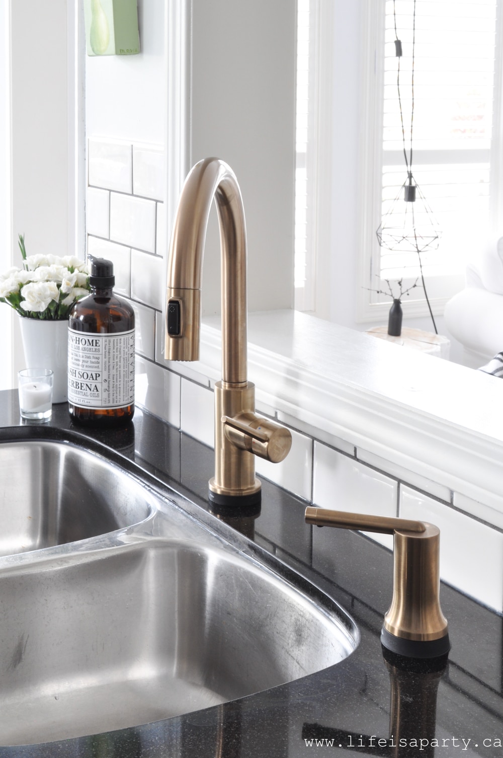 delta gold kitchen faucet