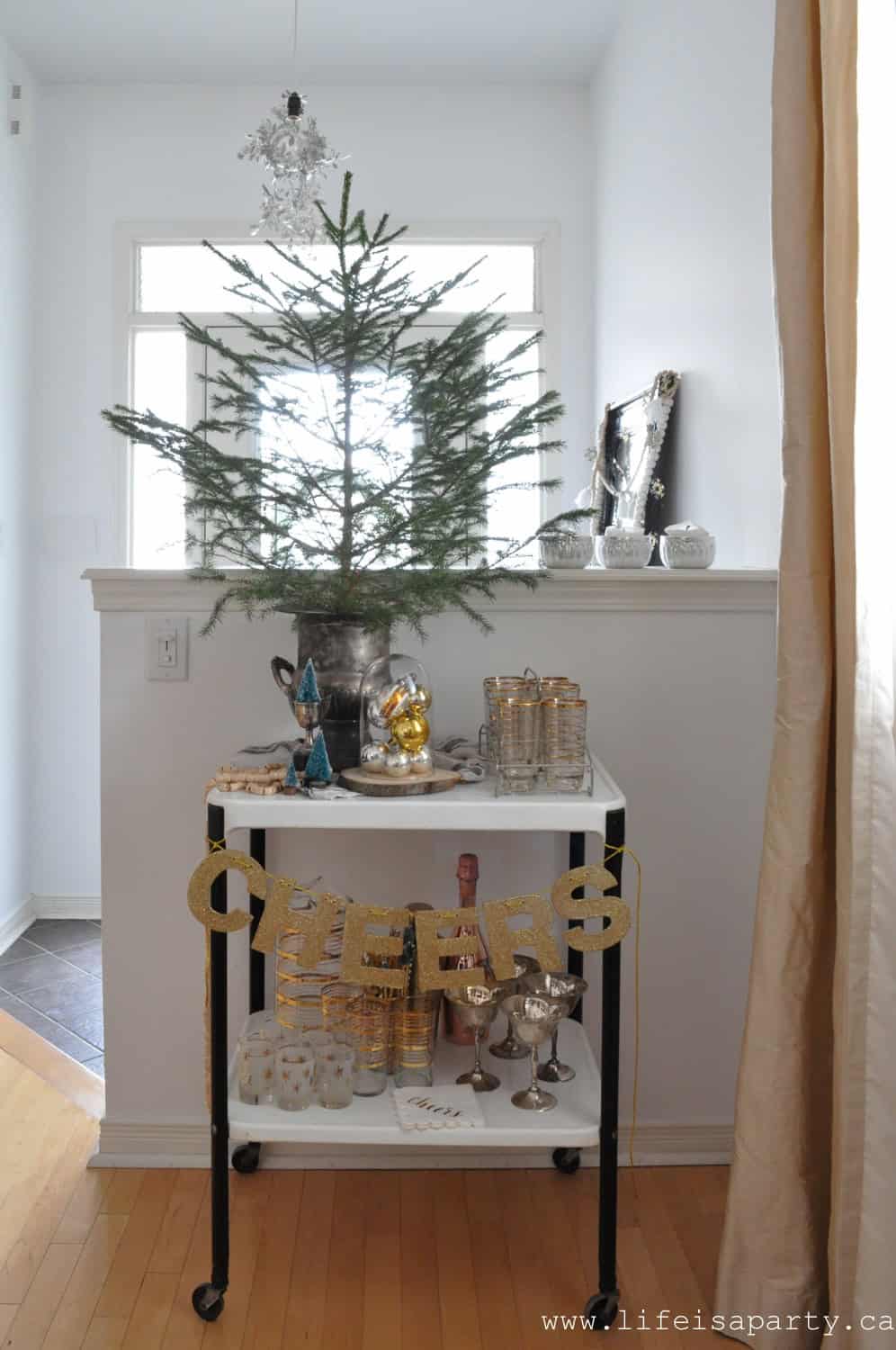 Scandinavian Christmas decor