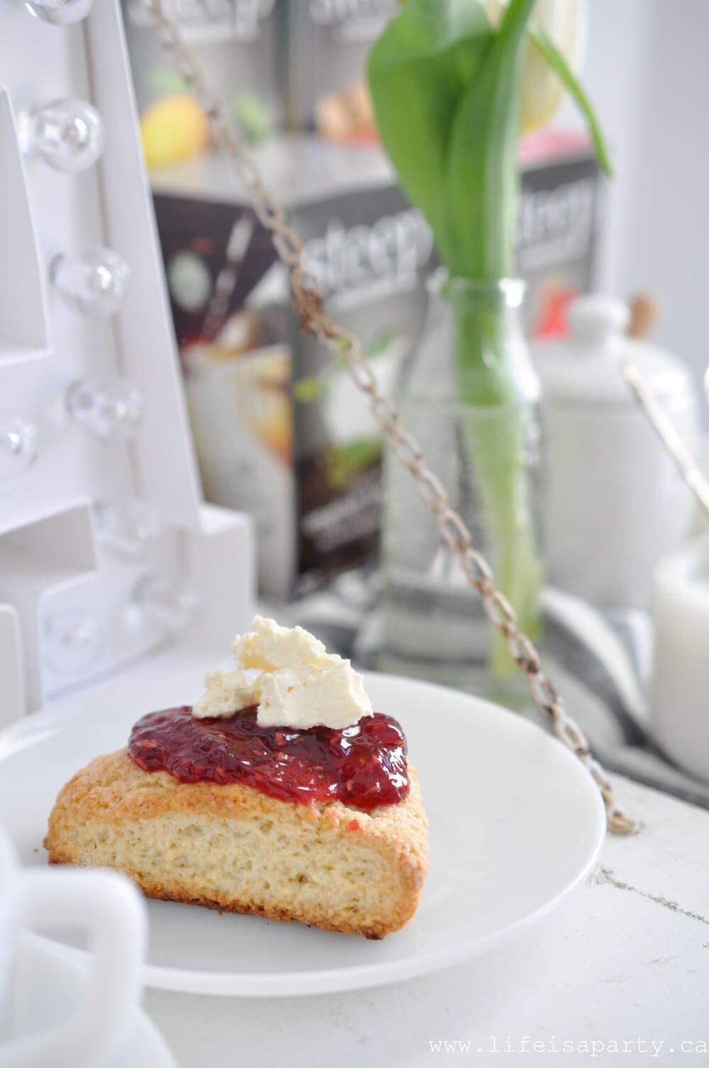 scone with jam and clotted cream