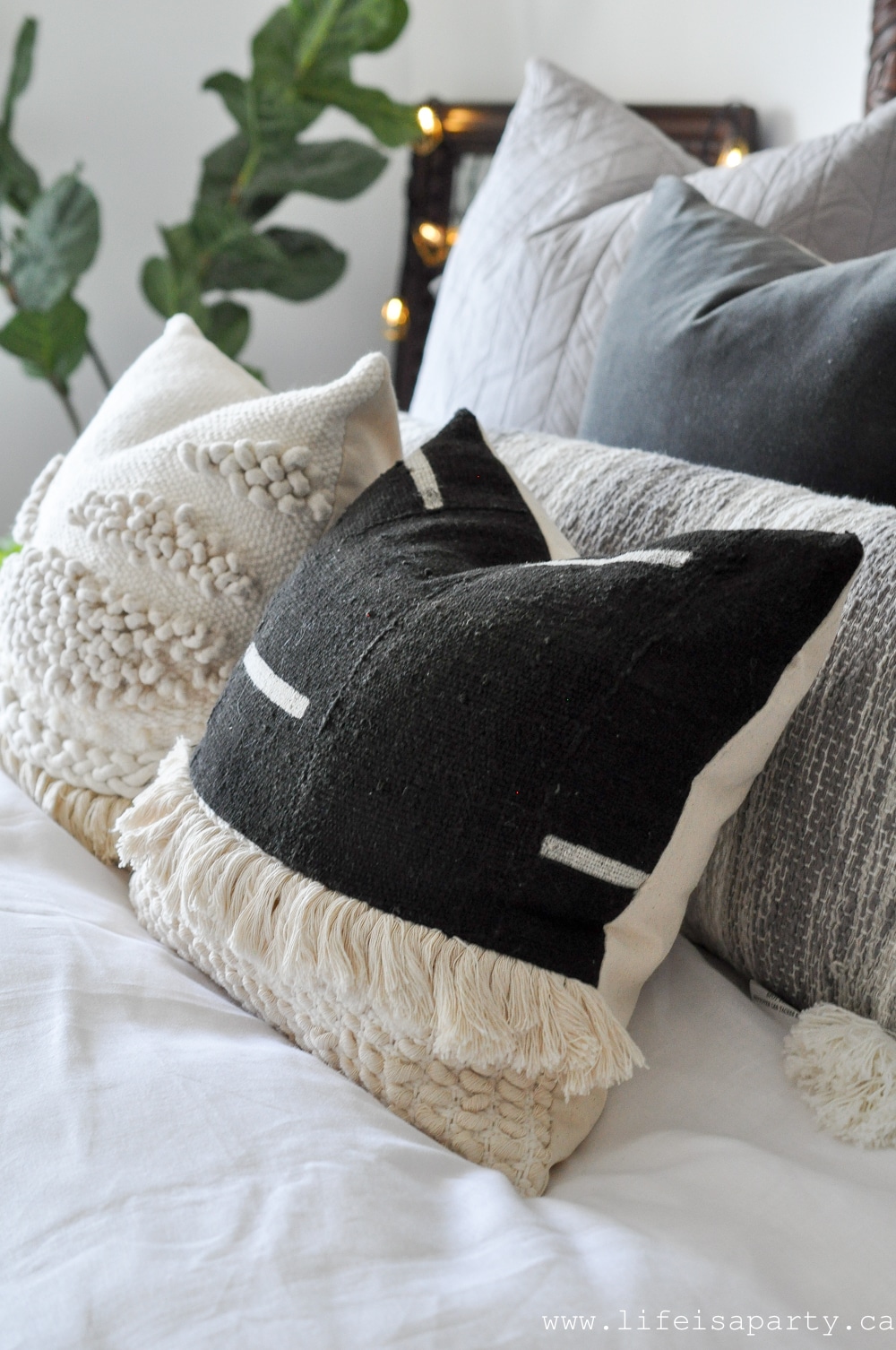 Boho pillows black and white