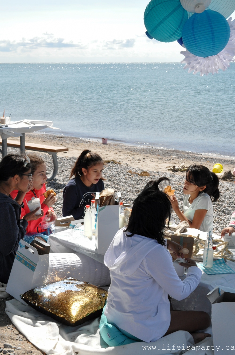 Mermaid Party Food picnic lunch on the beach