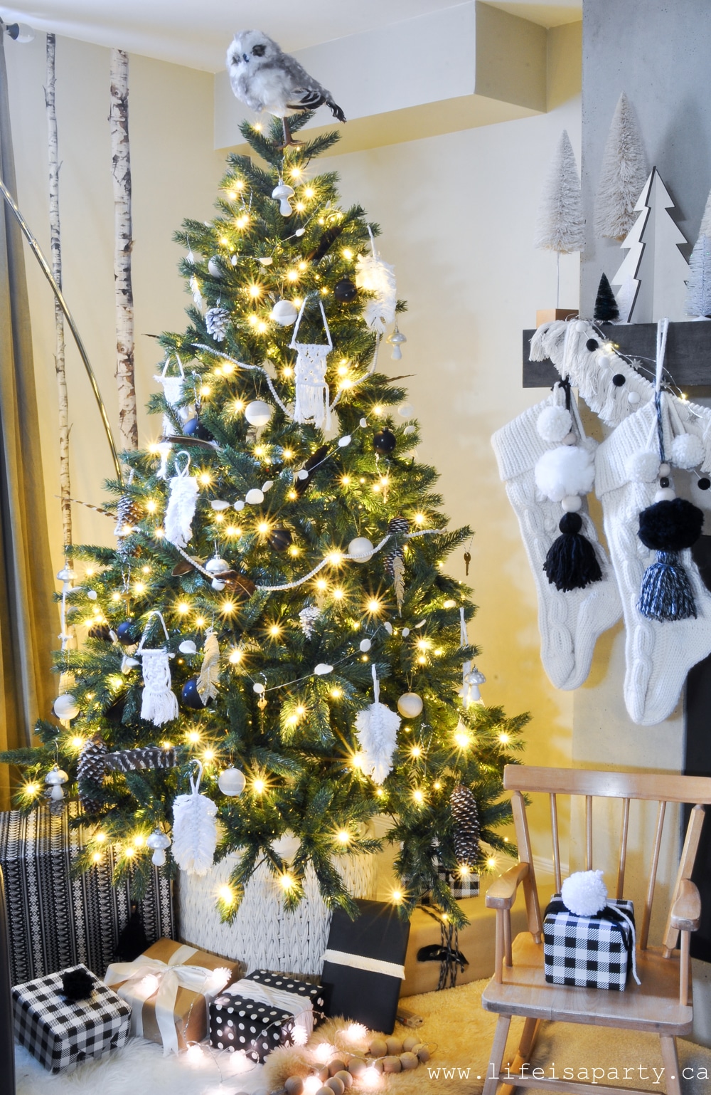 how to decorate a boho Christmas tree