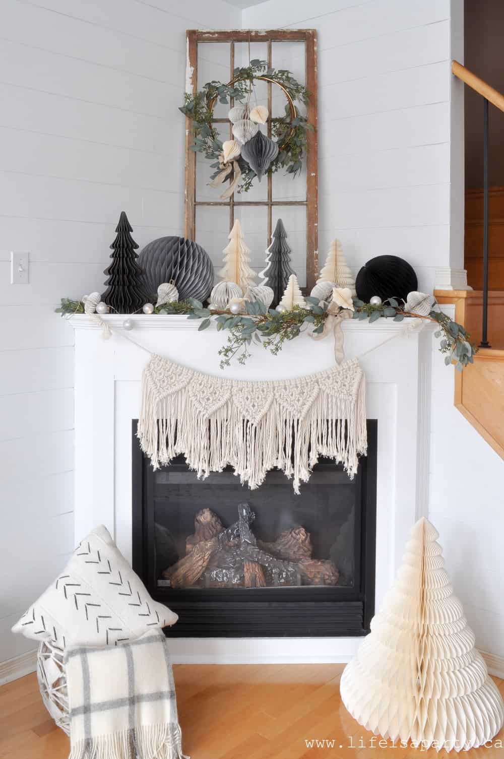 rustic Christams mantel