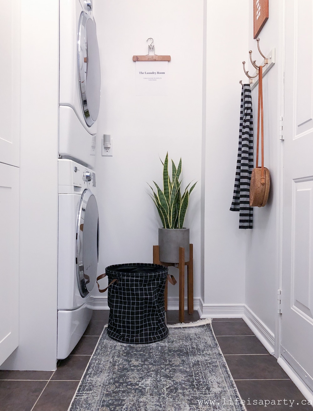Laundry Room / Mudroom Makeover