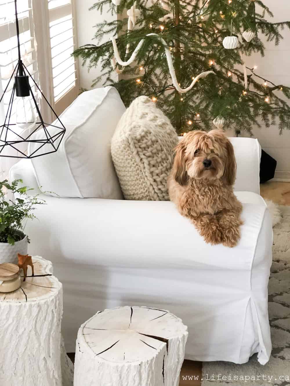 Rustic Scandinavian Christmas decor